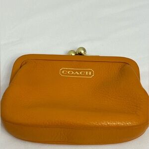 Vintage Coach Pumpkin Orange Pebbled Leather Kiss-Lock Coin Purse